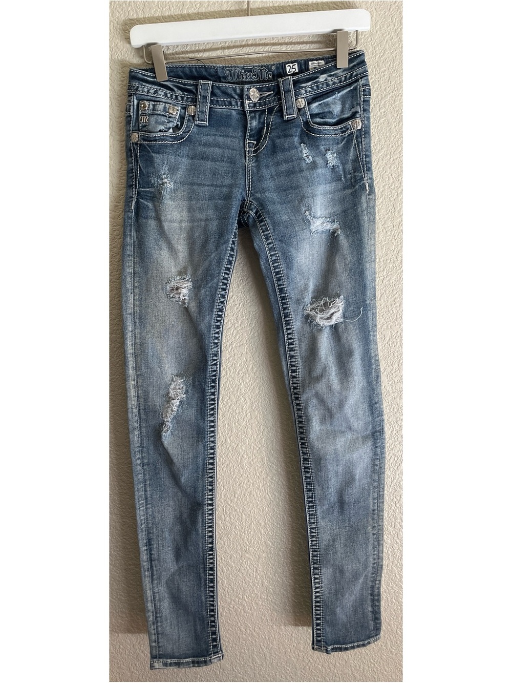 Miss Me Signature Skinny Distressed Jeans Women’s Size 25
